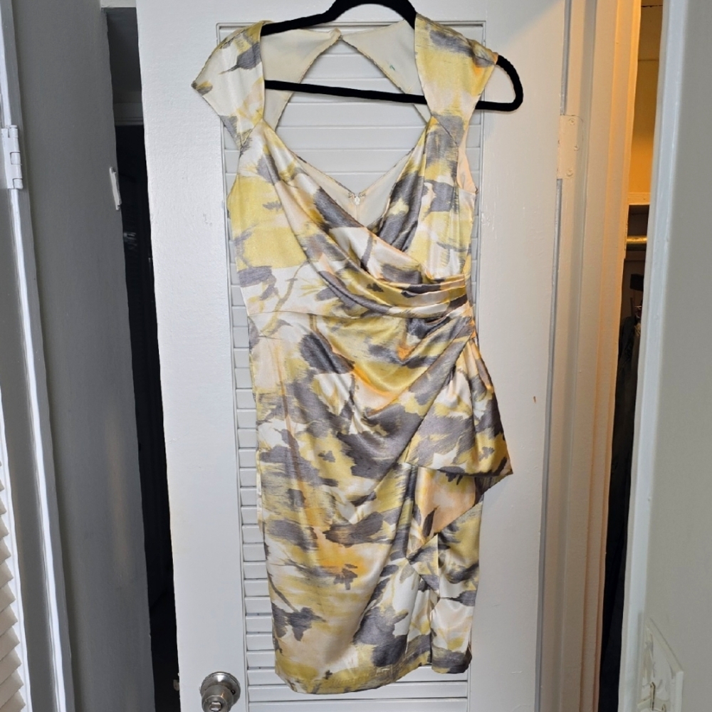 Maggy London Elegant Yellow and Gray Women's Dress In Size 8